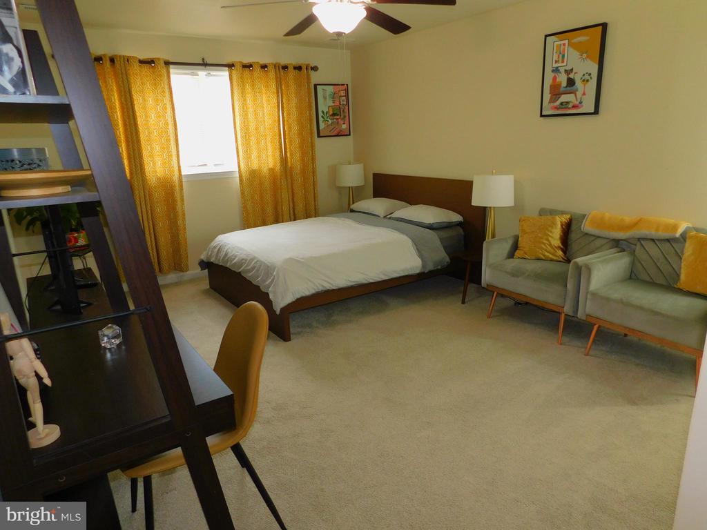 142 MANSFIELD ST, FREDERICKSBURG, Virginia 22408, 3 Bedrooms Bedrooms, ,3 BathroomsBathrooms,Residential,142 MANSFIELD ST,VASP2041036 MLS # VASP2041036