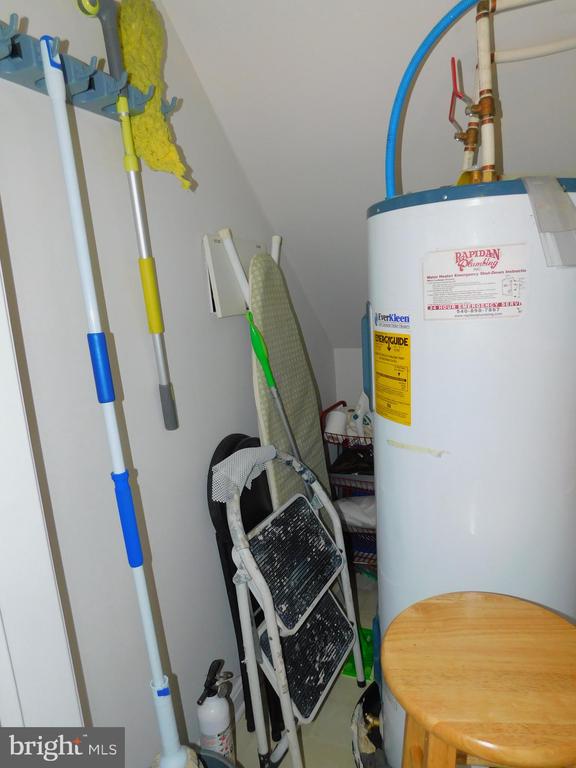 142 MANSFIELD ST, FREDERICKSBURG, Virginia 22408, 3 Bedrooms Bedrooms, ,3 BathroomsBathrooms,Residential,142 MANSFIELD ST,VASP2041036 MLS # VASP2041036