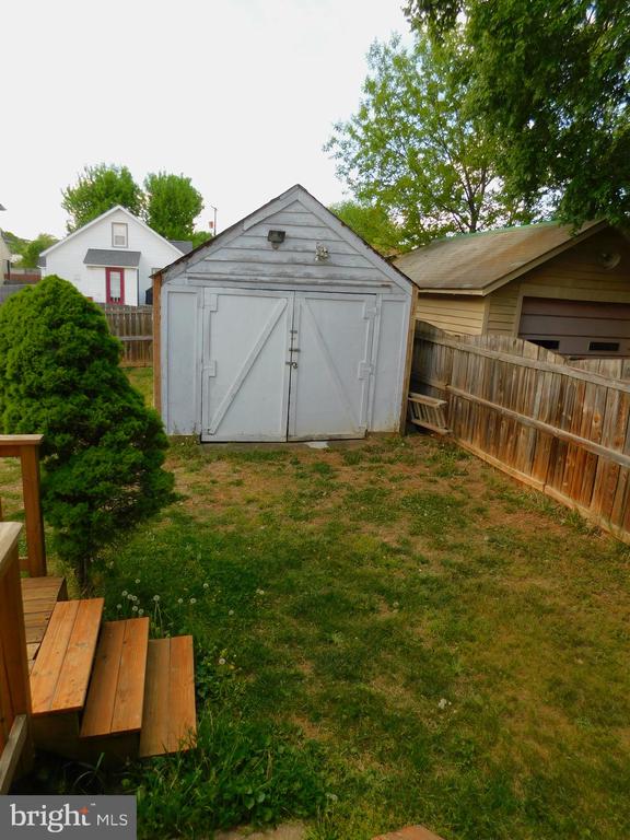 142 MANSFIELD ST, FREDERICKSBURG, Virginia 22408, 3 Bedrooms Bedrooms, ,3 BathroomsBathrooms,Residential,142 MANSFIELD ST,VASP2041036 MLS # VASP2041036