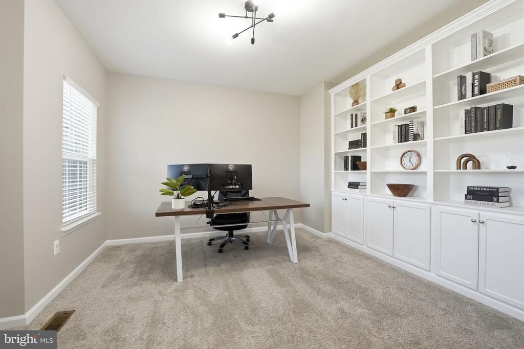 11003 WATERSTONE PL, SPOTSYLVANIA, Virginia 22551, 5 Bedrooms Bedrooms, ,5 BathroomsBathrooms,Residential,11003 WATERSTONE PL,VASP2041172 MLS # VASP2041172