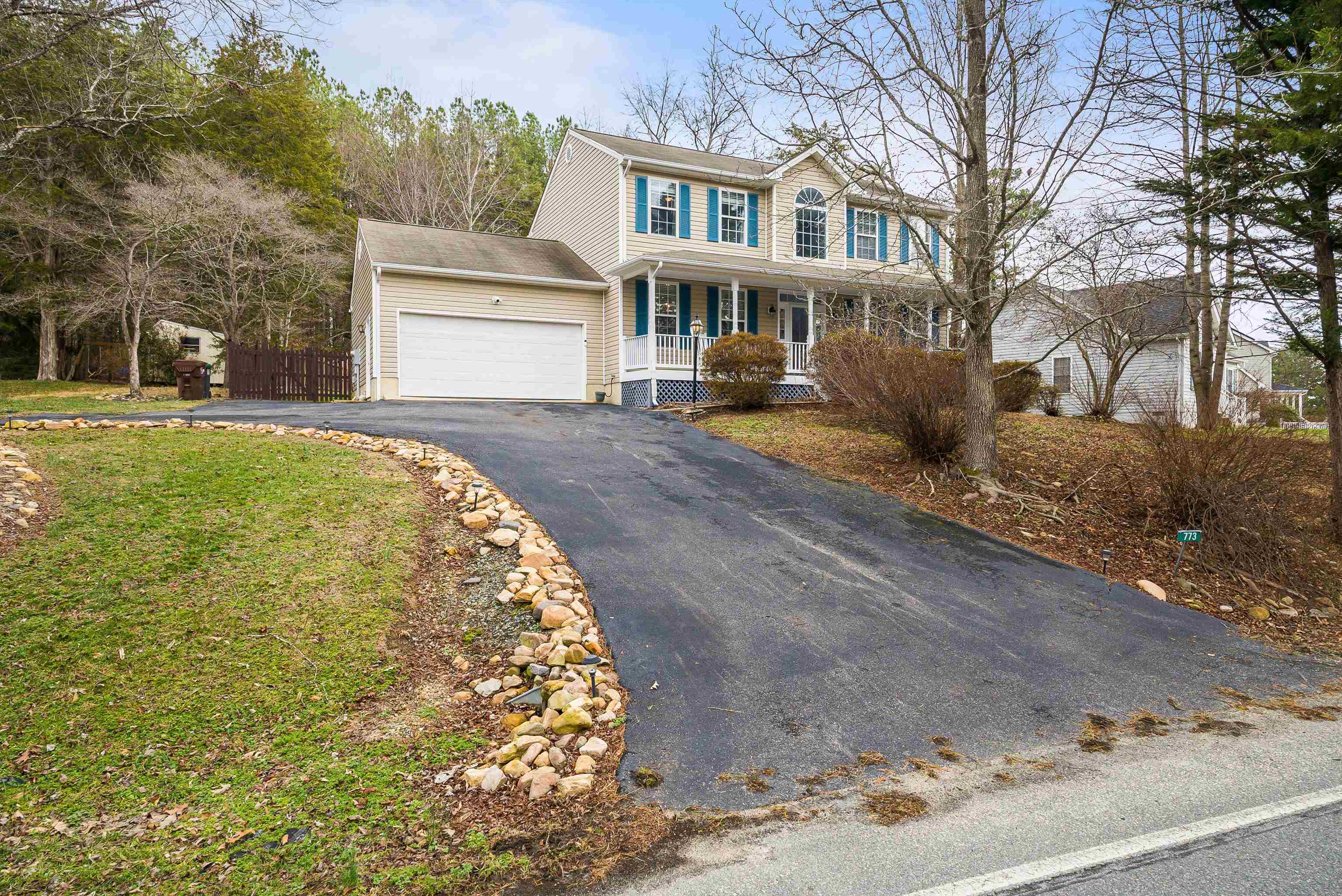 773 JEFFERSON DR, PALMYRA, Virginia 22963, 3 Bedrooms Bedrooms, ,2 BathroomsBathrooms,Residential,773 JEFFERSON DR,674961 MLS # 674961