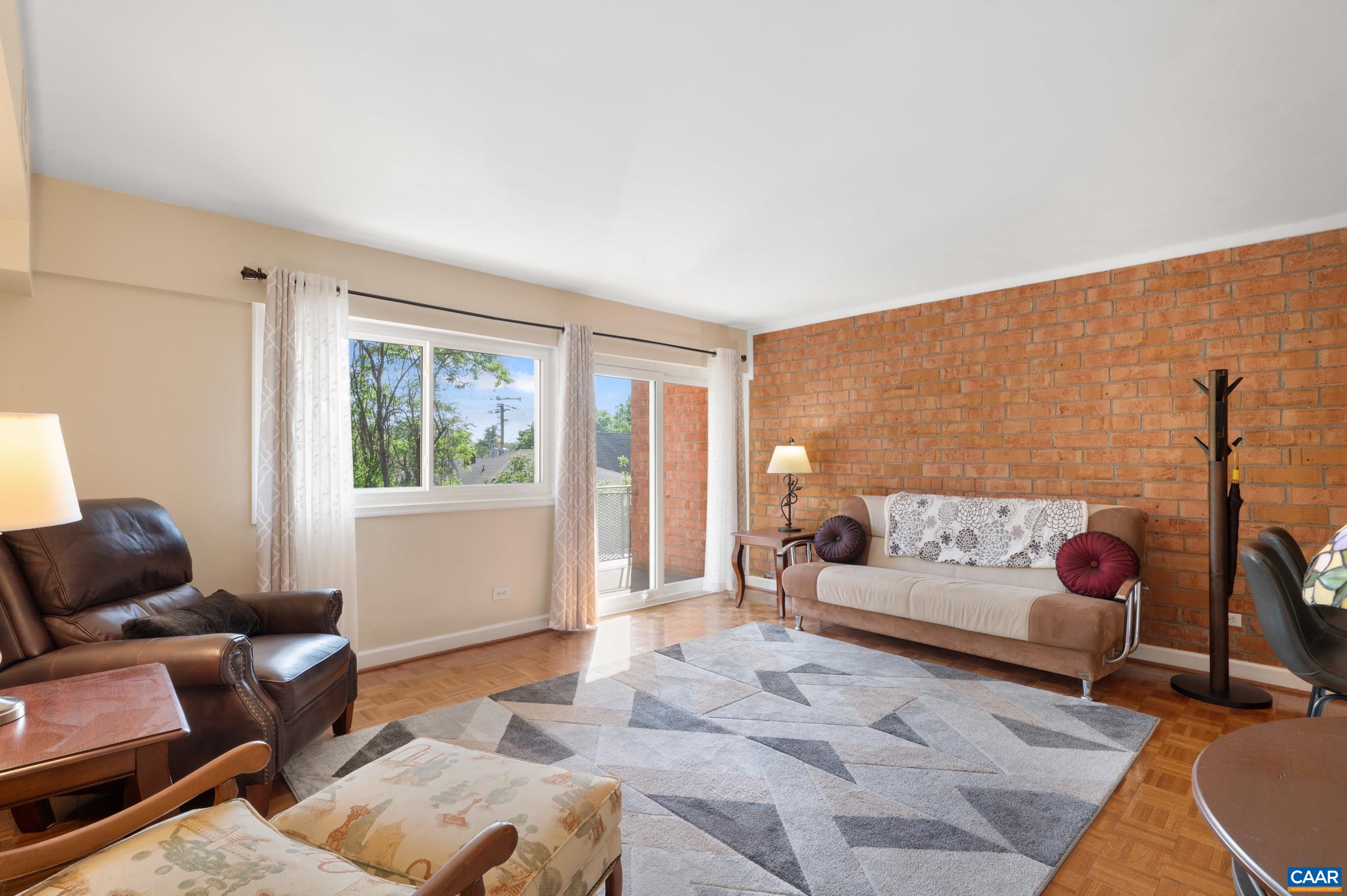 1800 JEFFERSON PARK AVE, CHARLOTTESVILLE, Virginia 22903, 2 Bedrooms Bedrooms, ,1 BathroomBathrooms,Residential,1800 JEFFERSON PARK AVE,676082 MLS # 676082