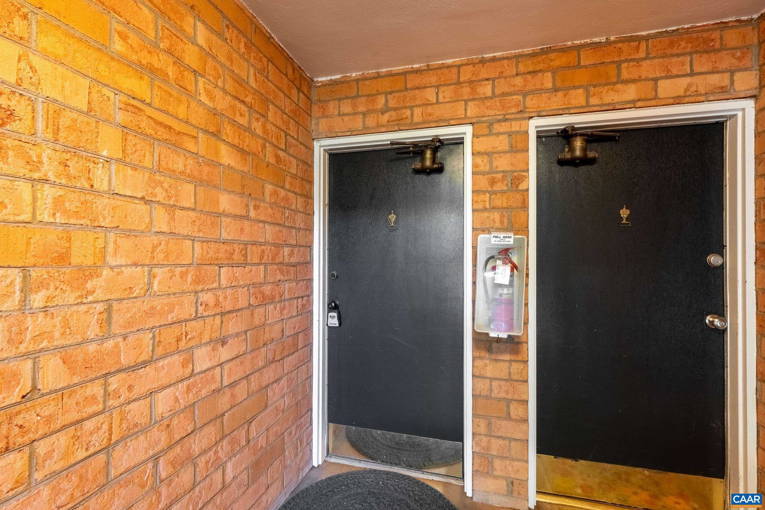 1800 JEFFERSON PARK AVE, CHARLOTTESVILLE, Virginia 22903, 2 Bedrooms Bedrooms, ,1 BathroomBathrooms,Residential,1800 JEFFERSON PARK AVE,676082 MLS # 676082