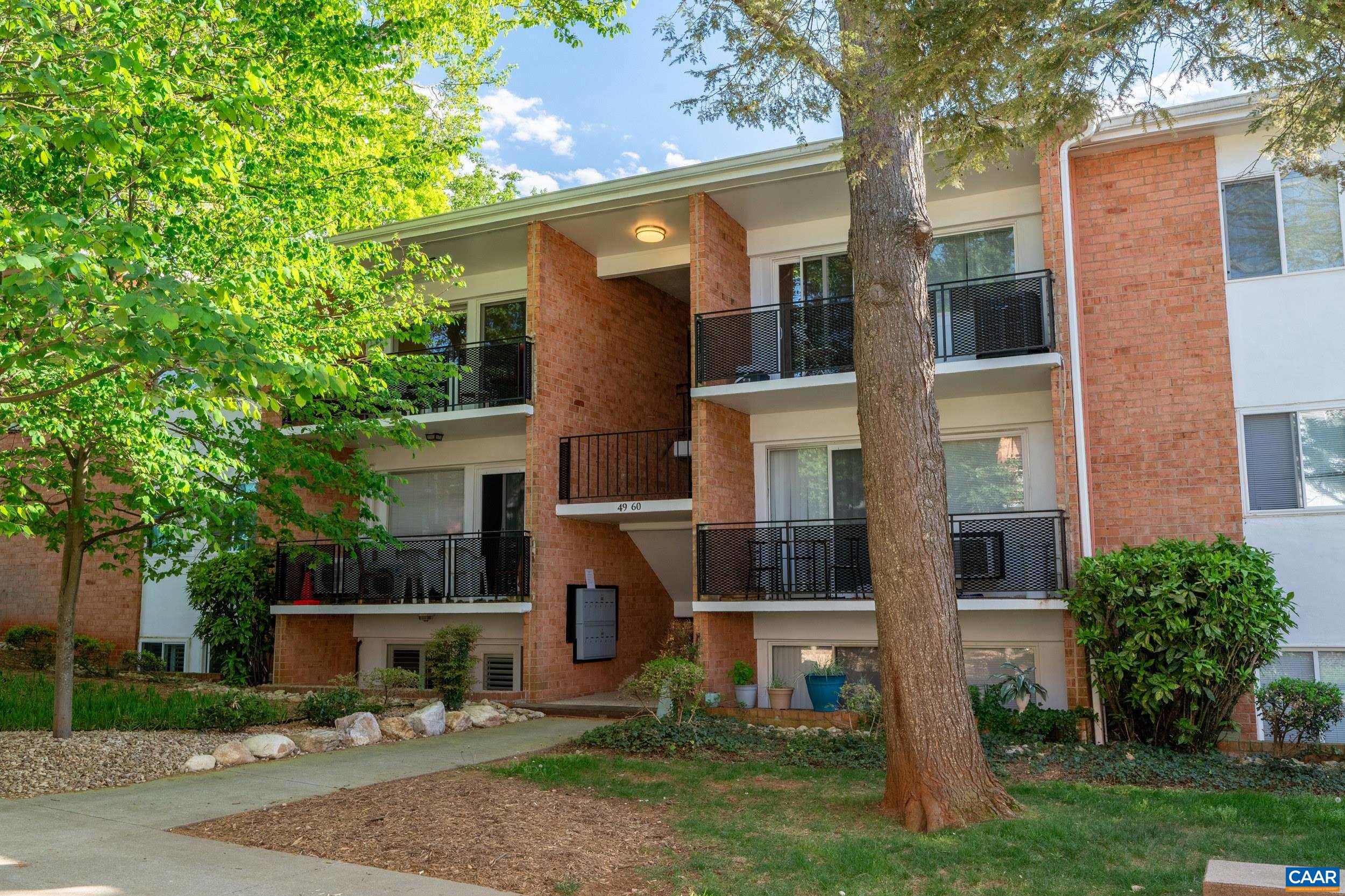 1800 JEFFERSON PARK AVE, CHARLOTTESVILLE, Virginia 22903, 2 Bedrooms Bedrooms, ,1 BathroomBathrooms,Residential,1800 JEFFERSON PARK AVE,676082 MLS # 676082