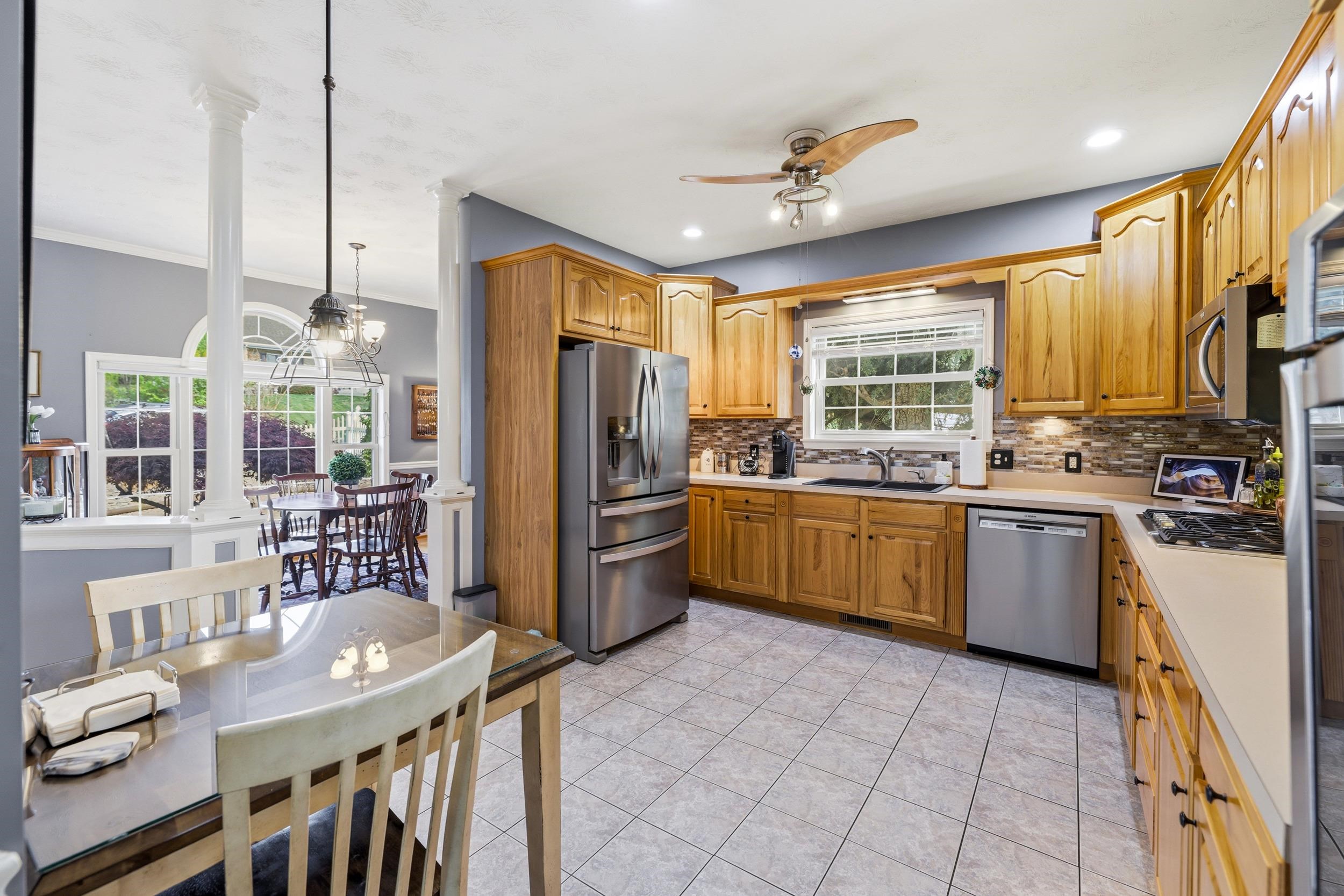 2262 LAKE TERRACE DR, HARRISONBURG, Virginia 22802, 2 Bedrooms Bedrooms, ,2 BathroomsBathrooms,Residential,2262 LAKE TERRACE DR,676083 MLS # 676083