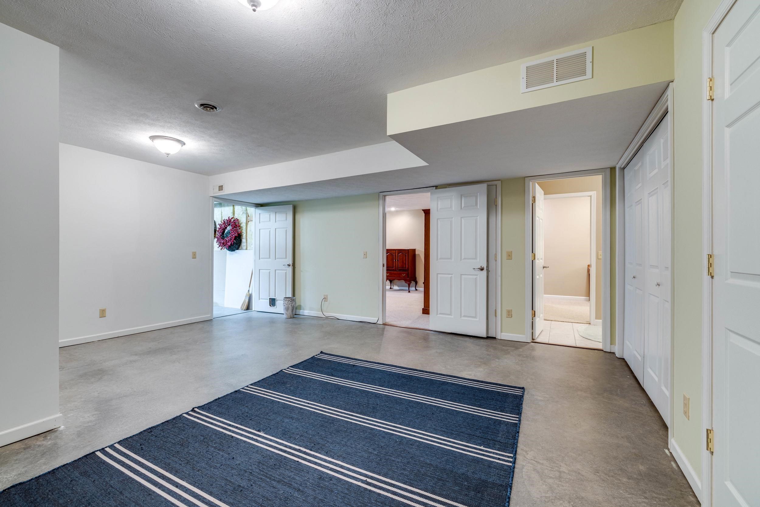 2262 LAKE TERRACE DR, HARRISONBURG, Virginia 22802, 2 Bedrooms Bedrooms, ,2 BathroomsBathrooms,Residential,2262 LAKE TERRACE DR,676083 MLS # 676083