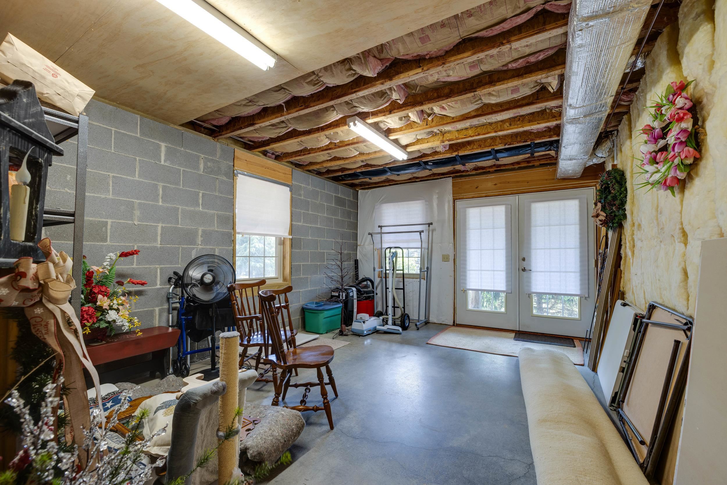 2262 LAKE TERRACE DR, HARRISONBURG, Virginia 22802, 2 Bedrooms Bedrooms, ,2 BathroomsBathrooms,Residential,2262 LAKE TERRACE DR,676083 MLS # 676083