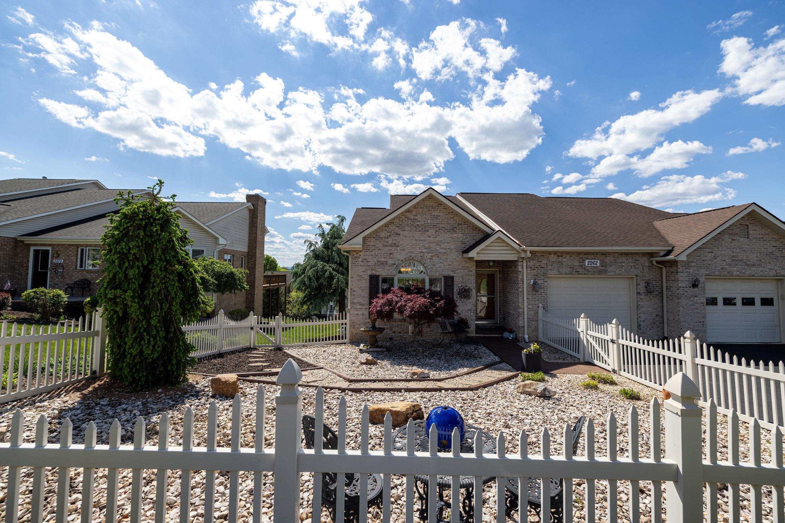 2262 LAKE TERRACE DR, HARRISONBURG, Virginia 22802, 2 Bedrooms Bedrooms, ,2 BathroomsBathrooms,Residential,2262 LAKE TERRACE DR,676083 MLS # 676083