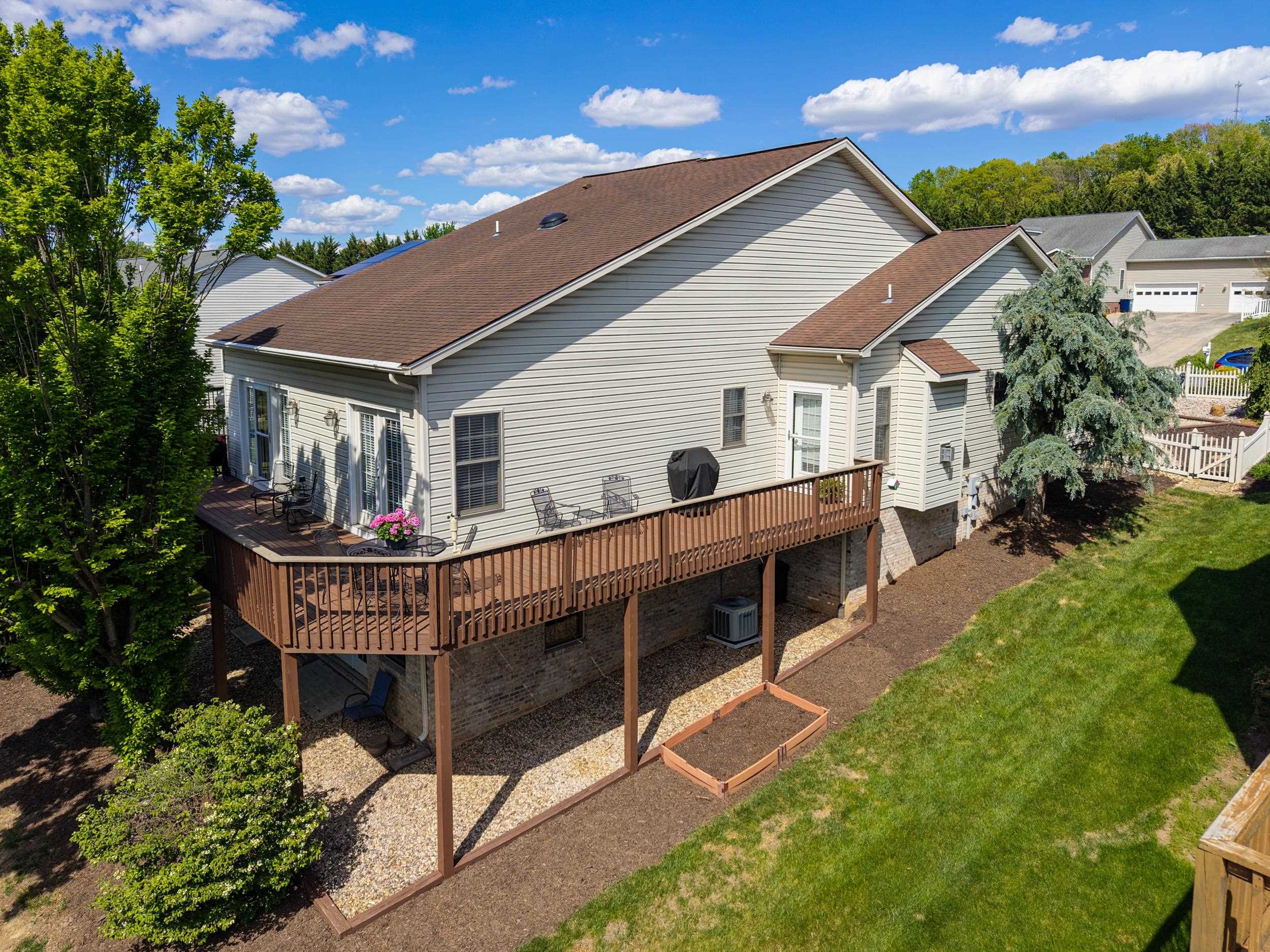 2262 LAKE TERRACE DR, HARRISONBURG, Virginia 22802, 2 Bedrooms Bedrooms, ,2 BathroomsBathrooms,Residential,2262 LAKE TERRACE DR,676083 MLS # 676083