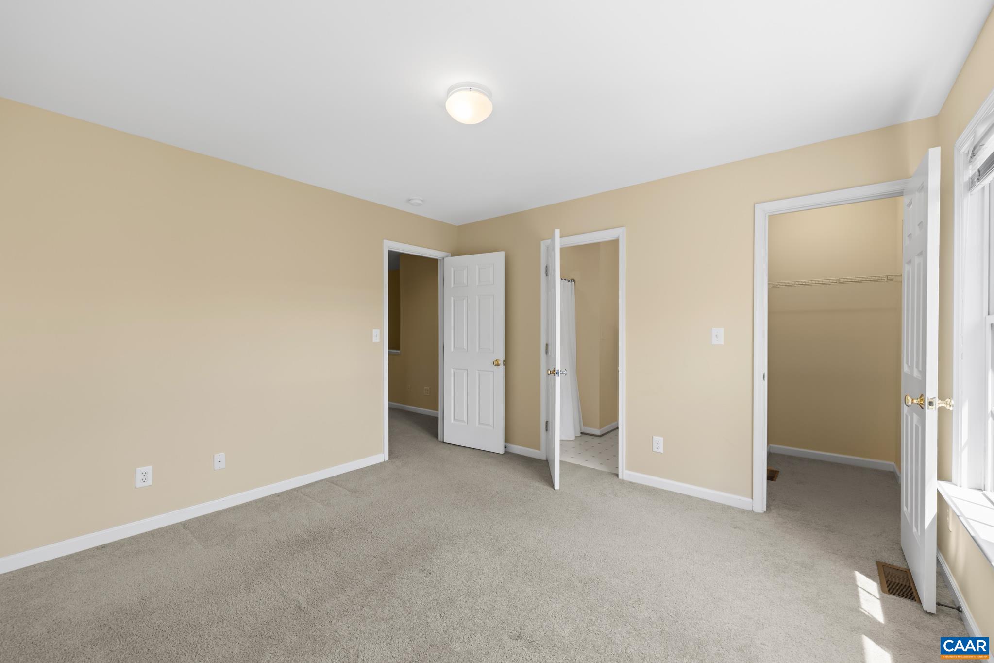 3385 WORTH CROSSING, CHARLOTTESVILLE, Virginia 22911, 2 Bedrooms Bedrooms, ,2 BathroomsBathrooms,Residential,3385 WORTH CROSSING,676084 MLS # 676084