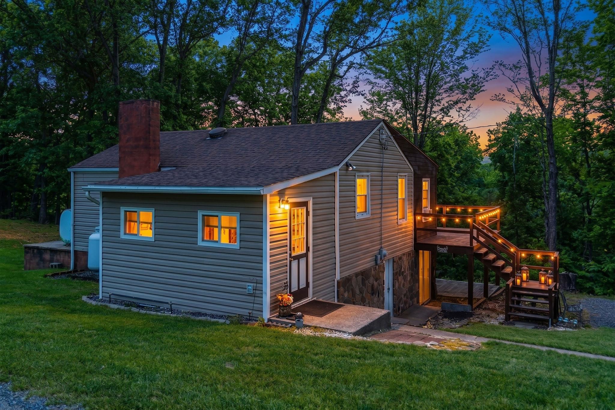 9 HOAGIE LN, SWOOPE, Virginia 24479, 2 Bedrooms Bedrooms, ,1 BathroomBathrooms,Residential,9 HOAGIE LN,676086 MLS # 676086