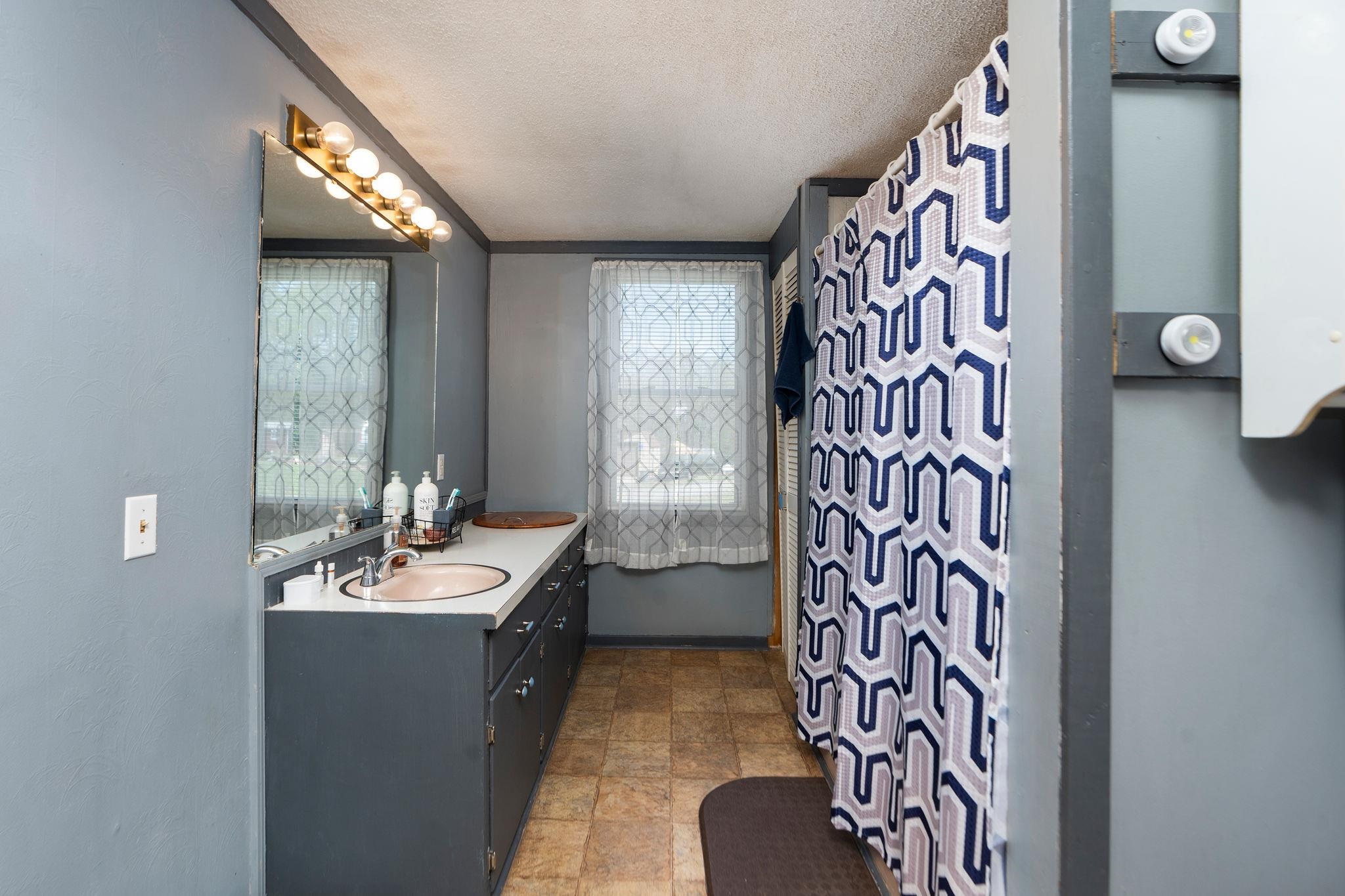 9 HOAGIE LN, SWOOPE, Virginia 24479, 2 Bedrooms Bedrooms, ,1 BathroomBathrooms,Residential,9 HOAGIE LN,676086 MLS # 676086