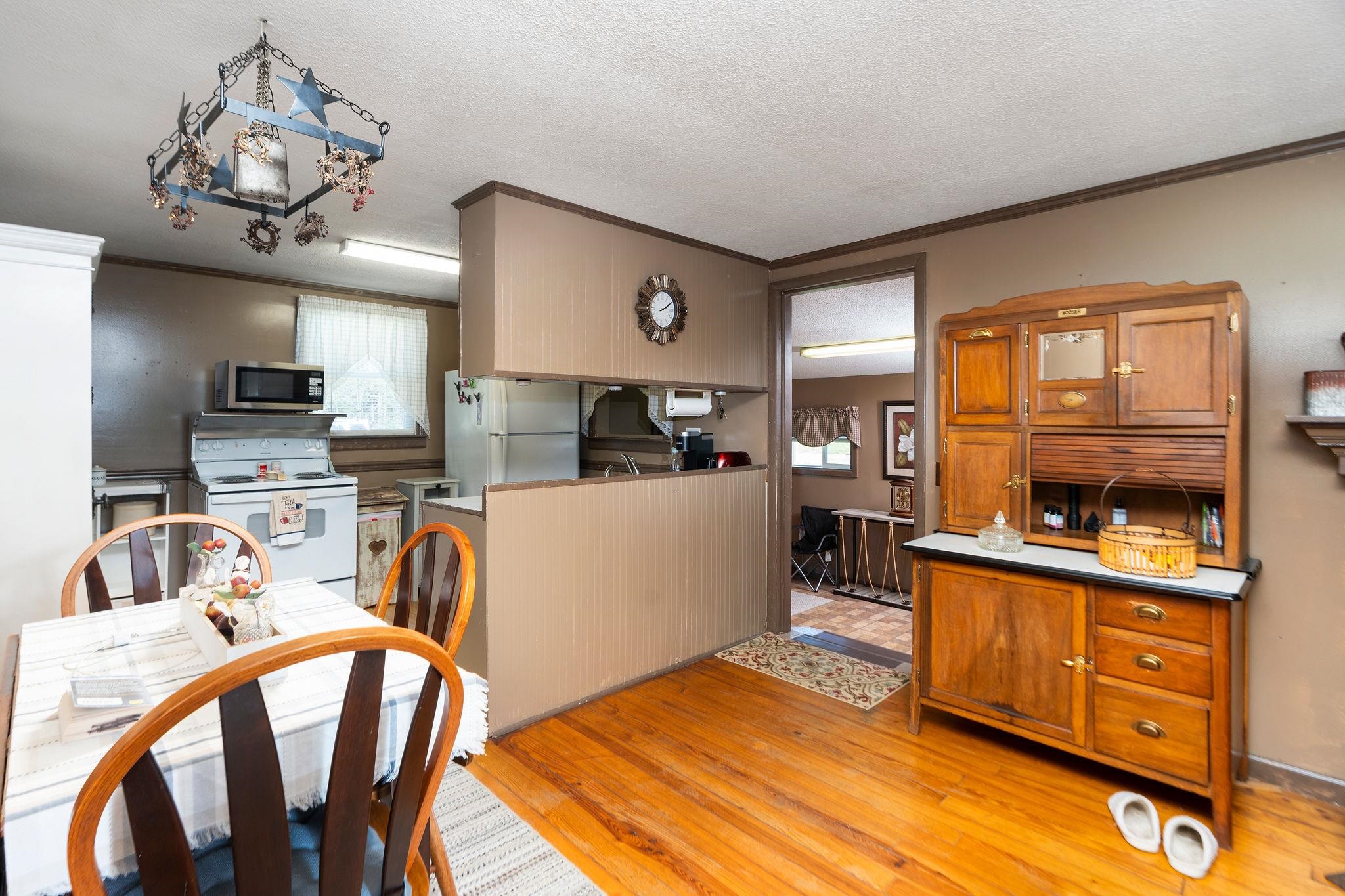 9 HOAGIE LN, SWOOPE, Virginia 24479, 2 Bedrooms Bedrooms, ,1 BathroomBathrooms,Residential,9 HOAGIE LN,676086 MLS # 676086