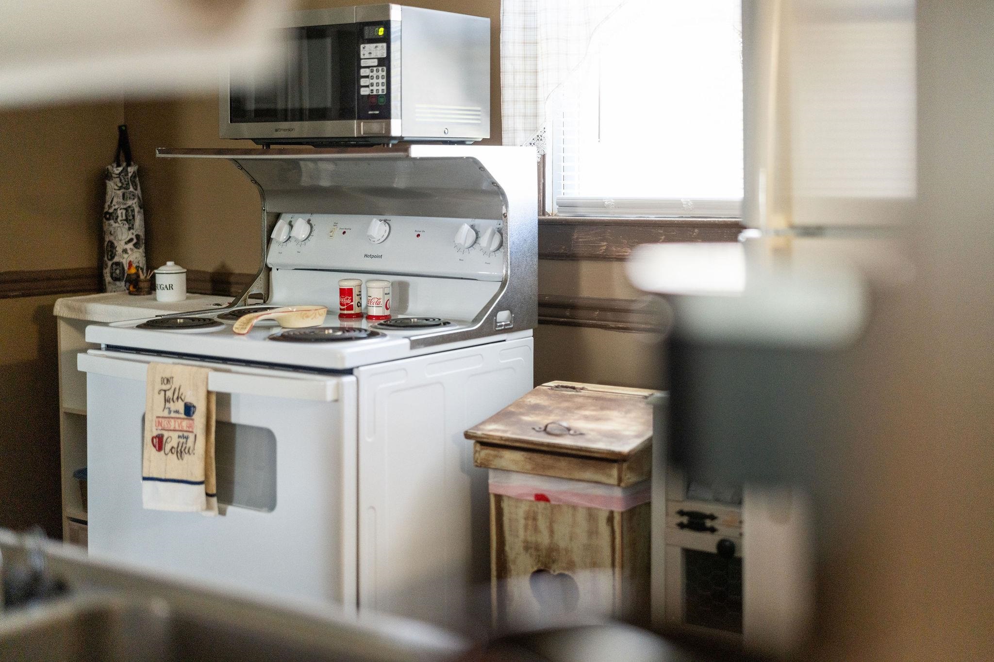 9 HOAGIE LN, SWOOPE, Virginia 24479, 2 Bedrooms Bedrooms, ,1 BathroomBathrooms,Residential,9 HOAGIE LN,676086 MLS # 676086