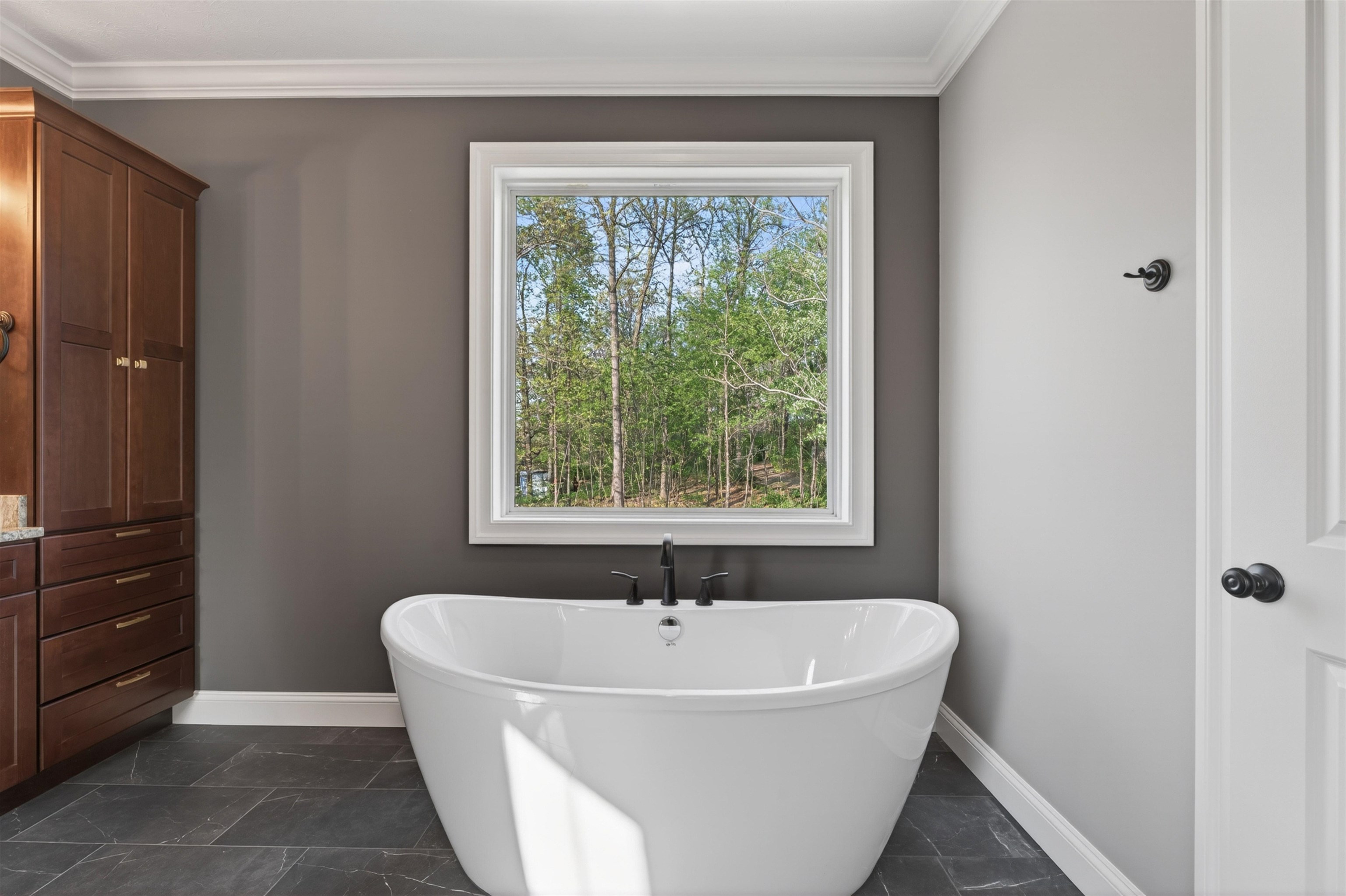 140 HASTINGS CT, ROCKINGHAM, Virginia 22801, 5 Bedrooms Bedrooms, ,5 BathroomsBathrooms,Residential,140 HASTINGS CT,676089 MLS # 676089