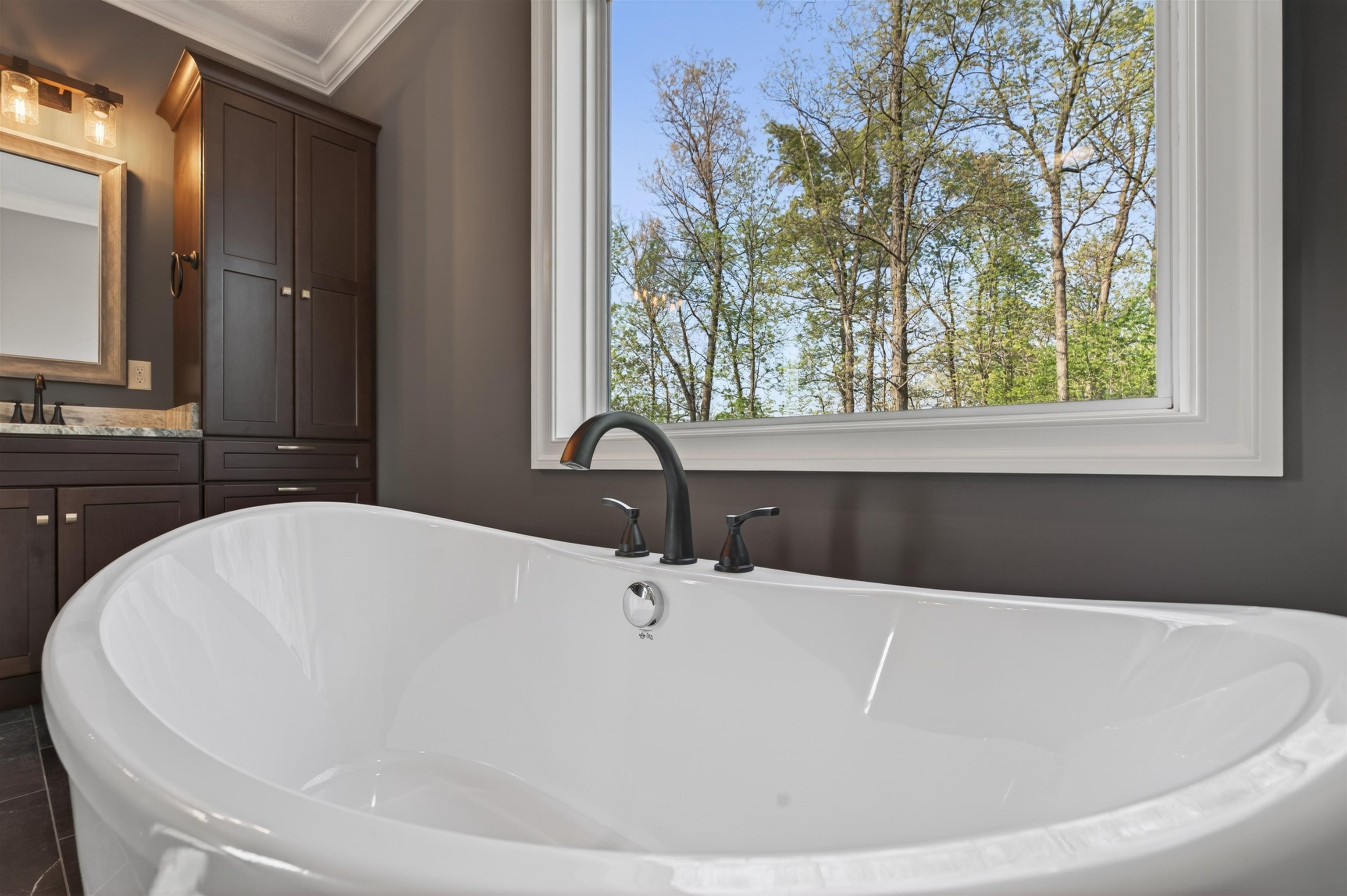 140 HASTINGS CT, ROCKINGHAM, Virginia 22801, 5 Bedrooms Bedrooms, ,5 BathroomsBathrooms,Residential,140 HASTINGS CT,676089 MLS # 676089