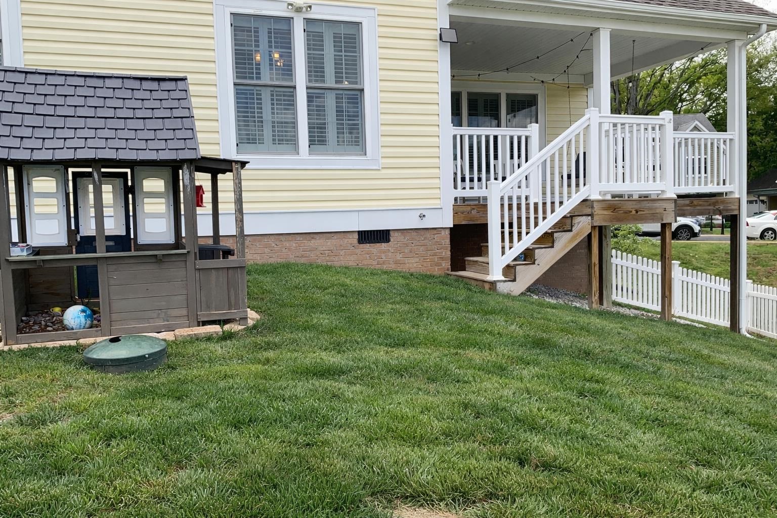 210 BELL CREEK DR, STAUNTON, Virginia 24401, 3 Bedrooms Bedrooms, ,2 BathroomsBathrooms,Residential,210 BELL CREEK DR,676097 MLS # 676097