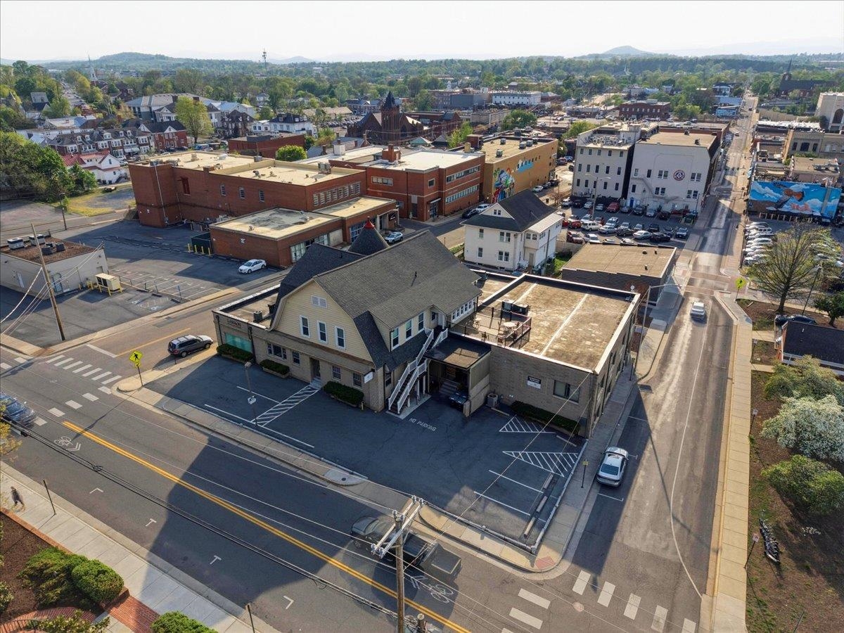 124 NEWMAN AVE, HARRISONBURG, Virginia 22801, ,Commercial,124 NEWMAN AVE,676102 MLS # 676102