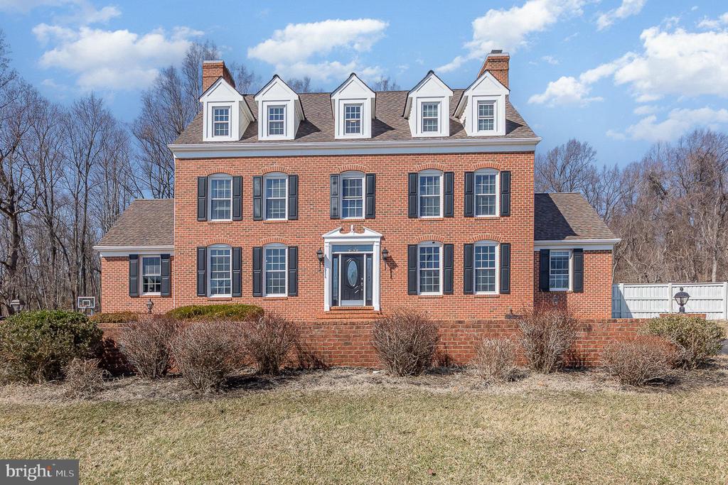 6721 FOSTERS FORK RD, WARRENTON, Virginia, 6 Bedrooms Bedrooms, ,5 BathroomsBathrooms,Residential,6721 FOSTERS FORK RD,VAFQ2021176 MLS # VAFQ2021176