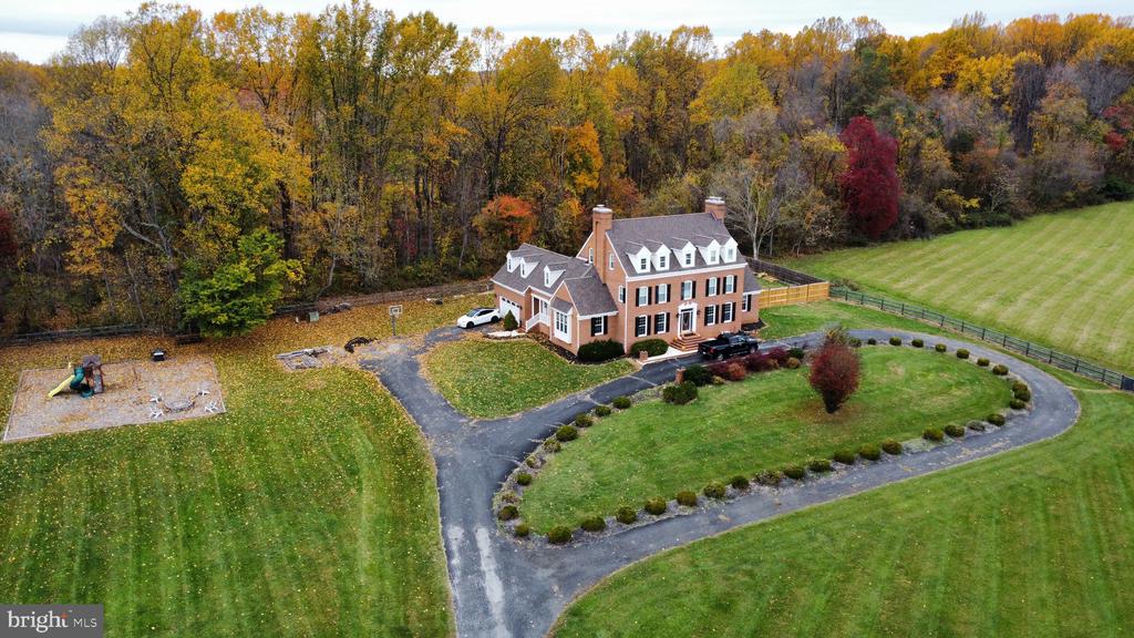 6721 FOSTERS FORK RD, WARRENTON, Virginia, 6 Bedrooms Bedrooms, ,5 BathroomsBathrooms,Residential,6721 FOSTERS FORK RD,VAFQ2021176 MLS # VAFQ2021176