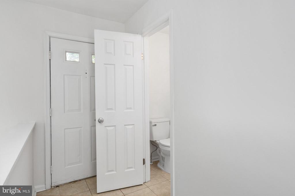 10701 GIDEON CT, FREDERICKSBURG, Virginia 22407, 3 Bedrooms Bedrooms, ,3 BathroomsBathrooms,Residential,BALLANTRAYE,10701 GIDEON CT,VASP2040772 MLS # VASP2040772