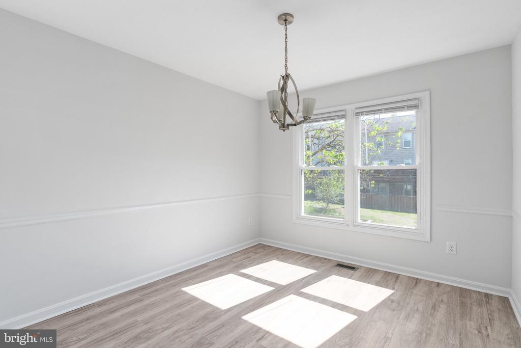 10701 GIDEON CT, FREDERICKSBURG, Virginia 22407, 3 Bedrooms Bedrooms, ,3 BathroomsBathrooms,Residential,BALLANTRAYE,10701 GIDEON CT,VASP2040772 MLS # VASP2040772