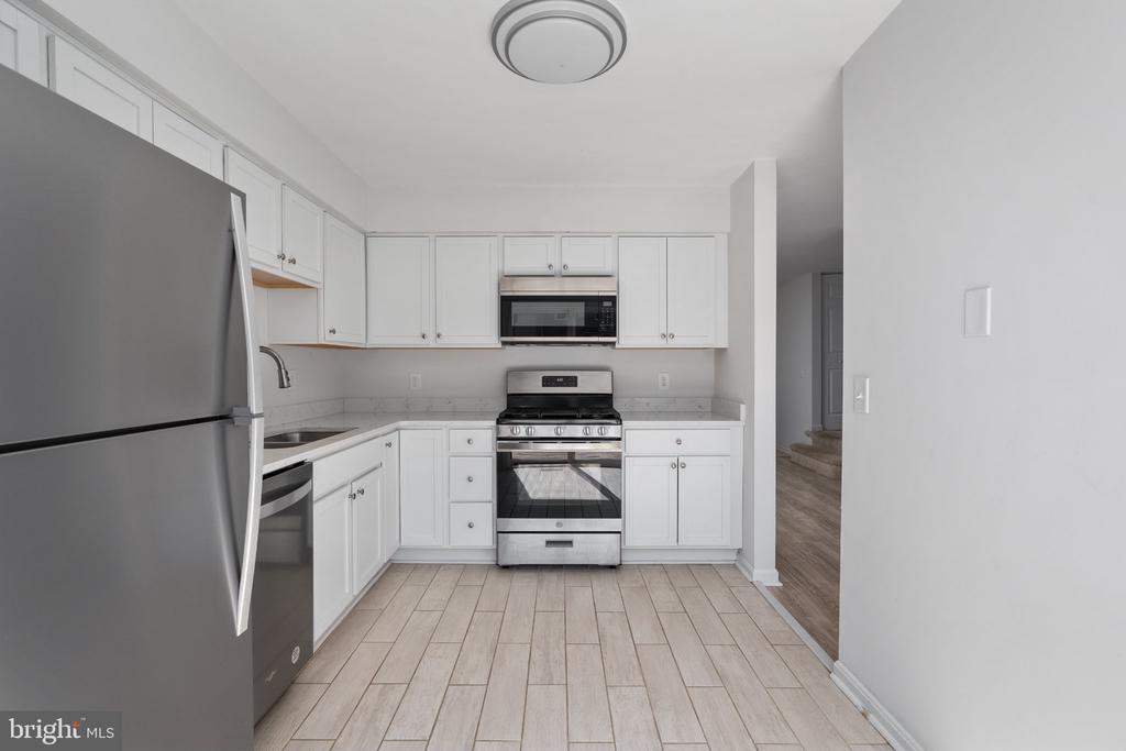 10701 GIDEON CT, FREDERICKSBURG, Virginia 22407, 3 Bedrooms Bedrooms, ,3 BathroomsBathrooms,Residential,BALLANTRAYE,10701 GIDEON CT,VASP2040772 MLS # VASP2040772