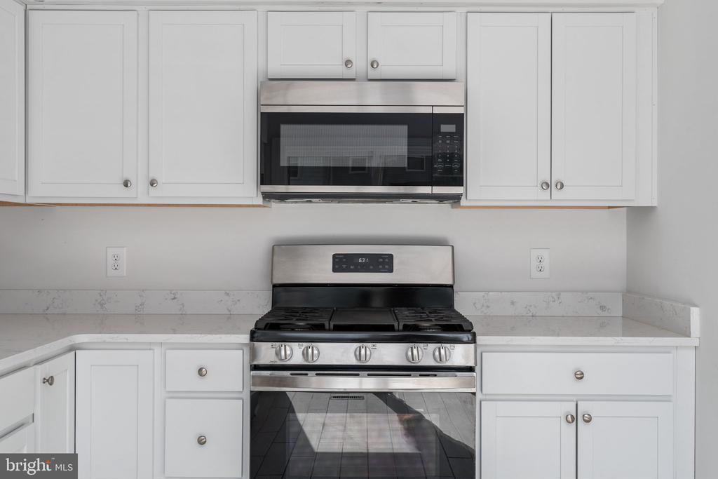 10701 GIDEON CT, FREDERICKSBURG, Virginia 22407, 3 Bedrooms Bedrooms, ,3 BathroomsBathrooms,Residential,BALLANTRAYE,10701 GIDEON CT,VASP2040772 MLS # VASP2040772