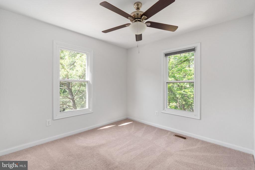 10701 GIDEON CT, FREDERICKSBURG, Virginia 22407, 3 Bedrooms Bedrooms, ,3 BathroomsBathrooms,Residential,BALLANTRAYE,10701 GIDEON CT,VASP2040772 MLS # VASP2040772