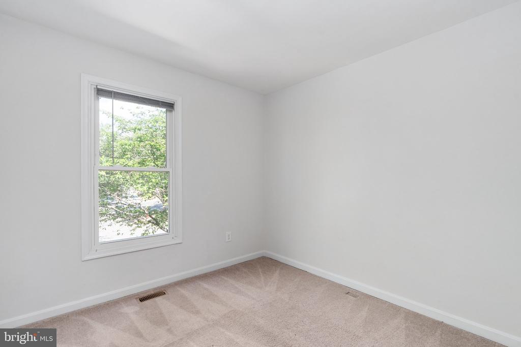 10701 GIDEON CT, FREDERICKSBURG, Virginia 22407, 3 Bedrooms Bedrooms, ,3 BathroomsBathrooms,Residential,BALLANTRAYE,10701 GIDEON CT,VASP2040772 MLS # VASP2040772