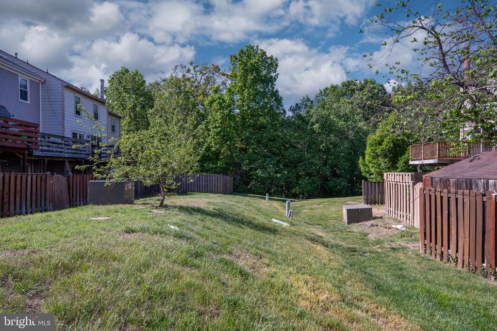 10701 GIDEON CT, FREDERICKSBURG, Virginia 22407, 3 Bedrooms Bedrooms, ,3 BathroomsBathrooms,Residential,BALLANTRAYE,10701 GIDEON CT,VASP2040772 MLS # VASP2040772
