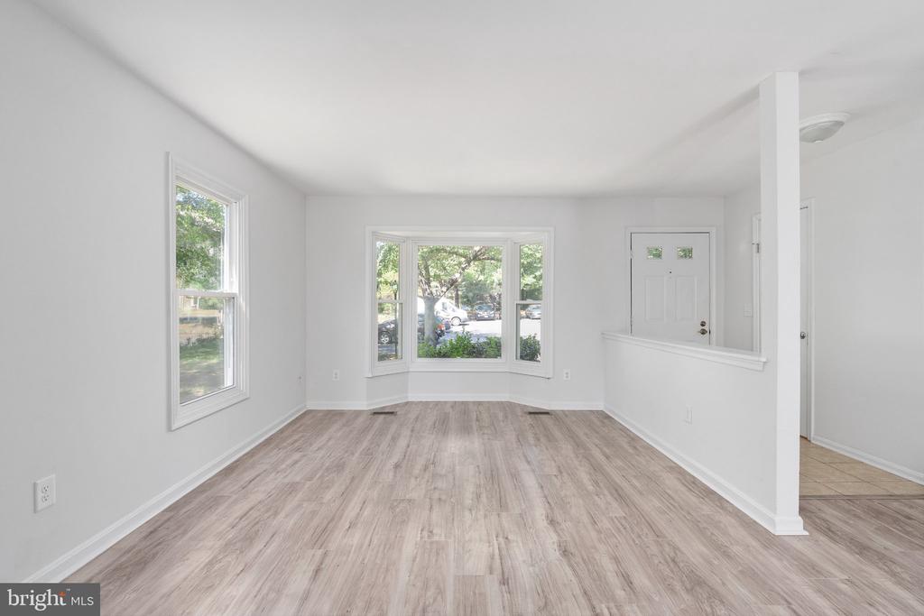 10701 GIDEON CT, FREDERICKSBURG, Virginia 22407, 3 Bedrooms Bedrooms, ,3 BathroomsBathrooms,Residential,BALLANTRAYE,10701 GIDEON CT,VASP2040772 MLS # VASP2040772