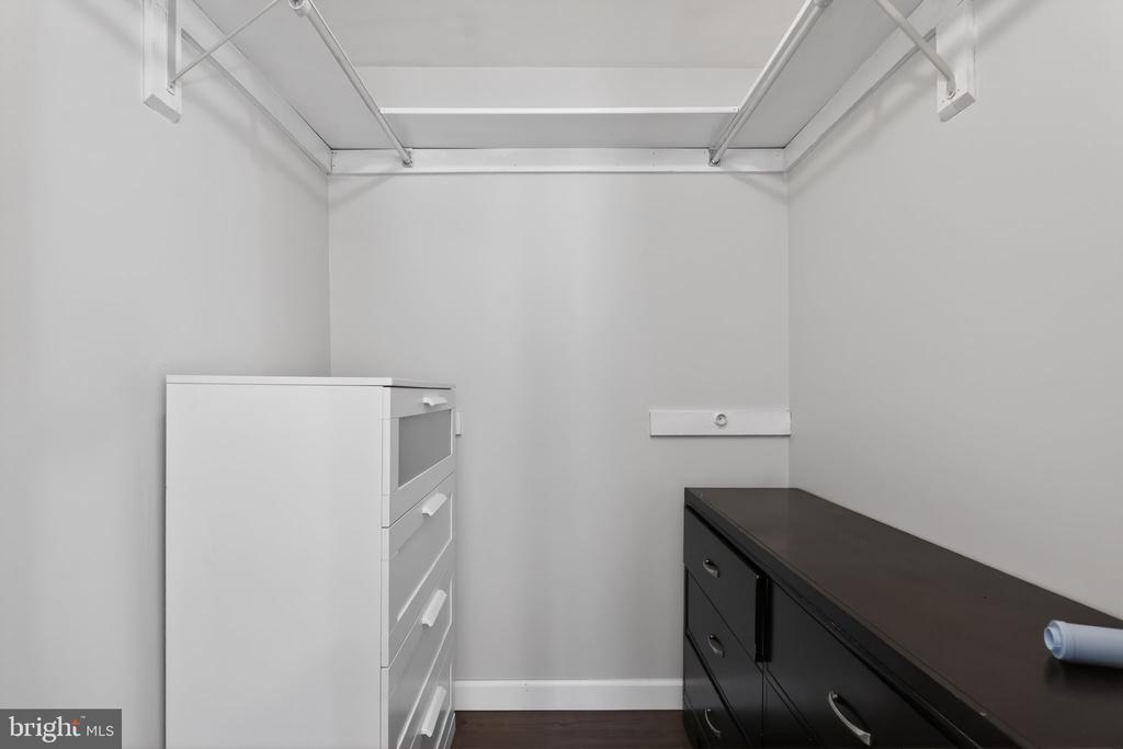 719 ACORN CT, WARRENTON, Virginia 20186, 4 Bedrooms Bedrooms, ,3 BathroomsBathrooms,Residential,719 ACORN CT,VAFQ2021652 MLS # VAFQ2021652