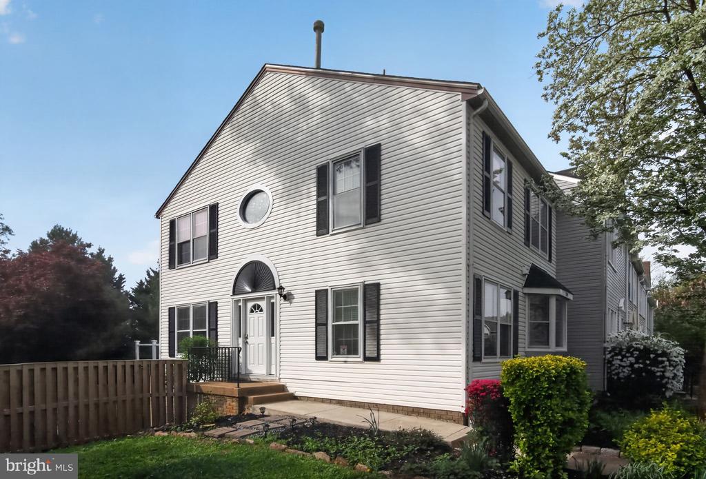 719 ACORN CT, WARRENTON, Virginia 20186, 4 Bedrooms Bedrooms, ,3 BathroomsBathrooms,Residential,719 ACORN CT,VAFQ2021652 MLS # VAFQ2021652