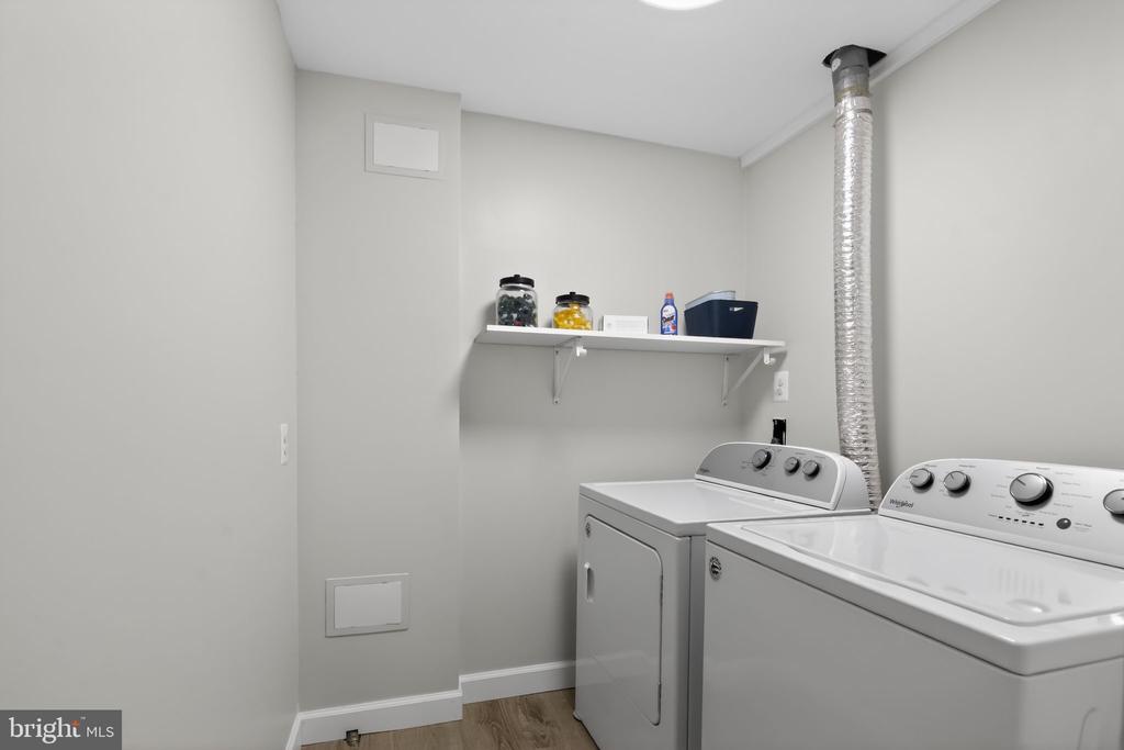 719 ACORN CT, WARRENTON, Virginia 20186, 4 Bedrooms Bedrooms, ,3 BathroomsBathrooms,Residential,719 ACORN CT,VAFQ2021652 MLS # VAFQ2021652