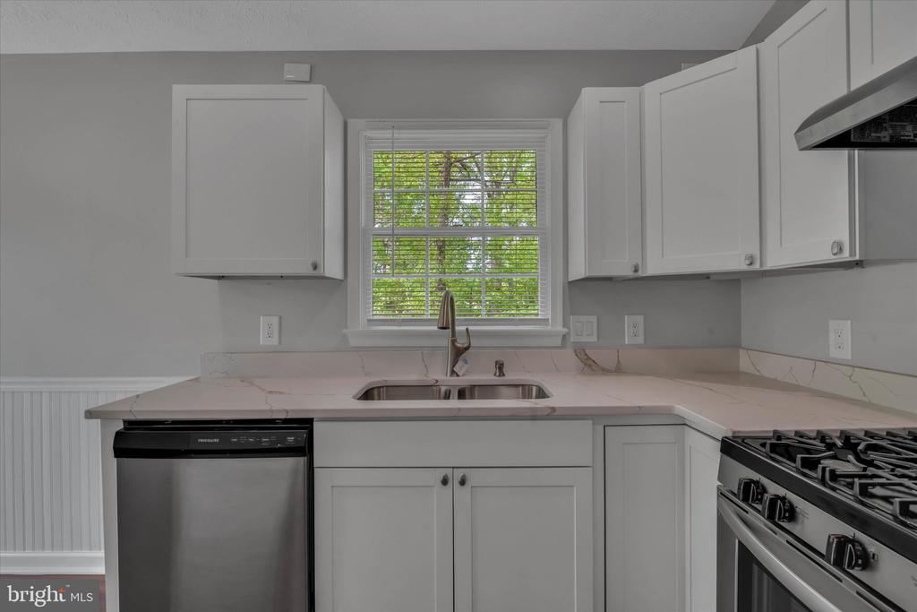 7403 N KATIE DR, FREDERICKSBURG, Virginia 22407, 3 Bedrooms Bedrooms, ,2 BathroomsBathrooms,Residential,7403 N KATIE DR,VASP2041178 MLS # VASP2041178