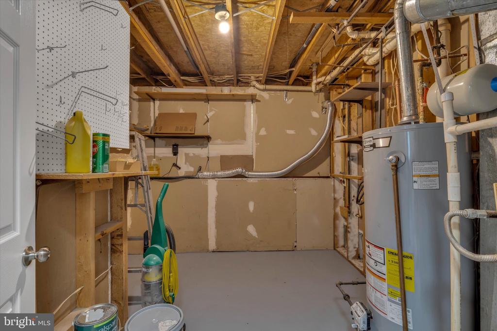 7403 N KATIE DR, FREDERICKSBURG, Virginia 22407, 3 Bedrooms Bedrooms, ,2 BathroomsBathrooms,Residential,7403 N KATIE DR,VASP2041178 MLS # VASP2041178