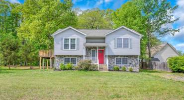 7403 N KATIE DR, FREDERICKSBURG, Virginia 22407, 3 Bedrooms Bedrooms, ,2 BathroomsBathrooms,Residential,7403 N KATIE DR,VASP2041178 MLS # VASP2041178