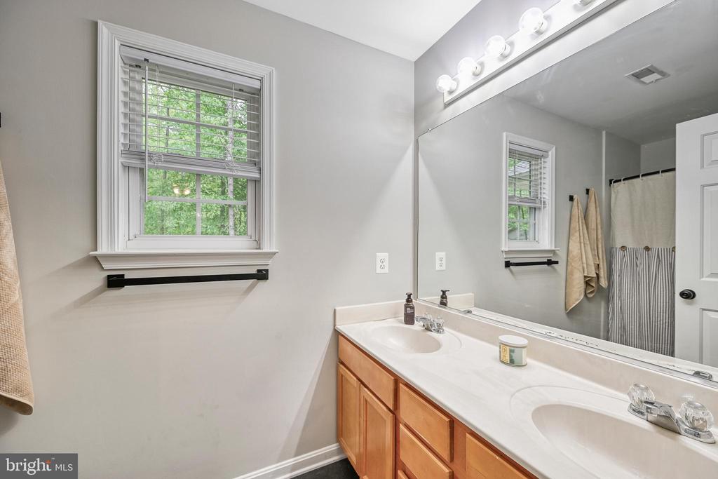 3605 BURTON RD, BUMPASS, Virginia 23024, 3 Bedrooms Bedrooms, ,2 BathroomsBathrooms,Residential,3605 BURTON RD,VASP2041118 MLS # VASP2041118