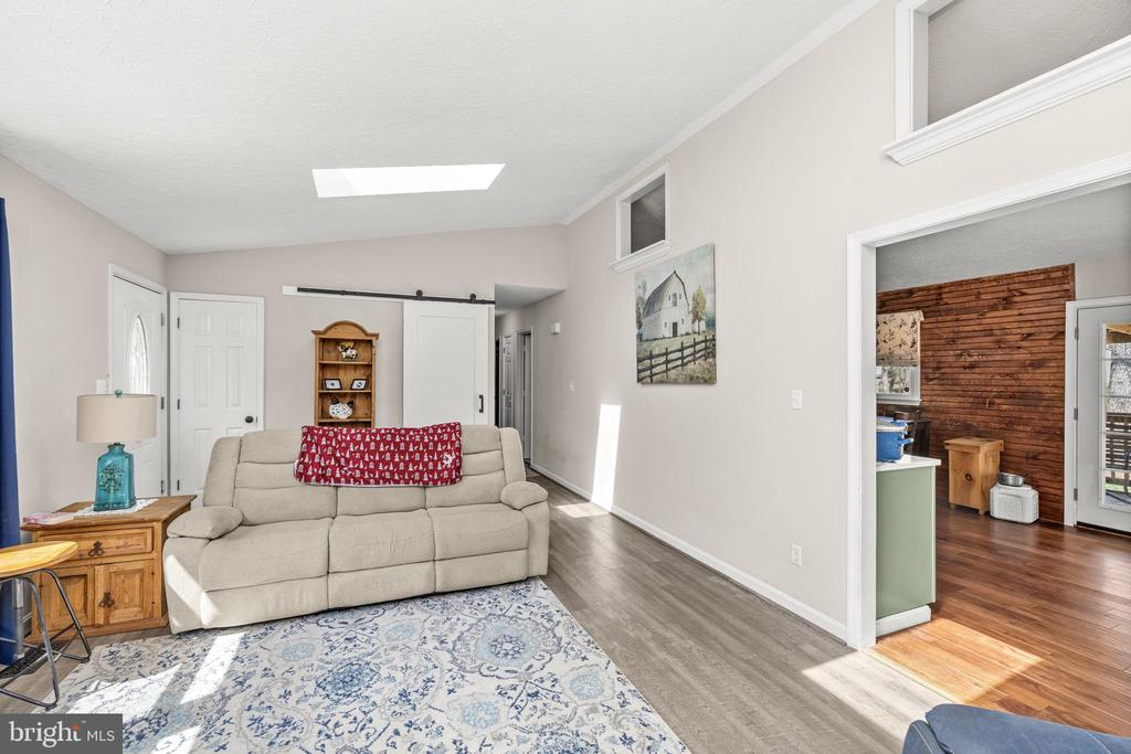 13410 WILDERNESS PARK DR, SPOTSYLVANIA, Virginia 22551, 3 Bedrooms Bedrooms, ,2 BathroomsBathrooms,Residential,13410 WILDERNESS PARK DR,VASP2041176 MLS # VASP2041176