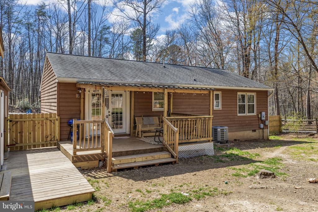 13410 WILDERNESS PARK DR, SPOTSYLVANIA, Virginia 22551, 3 Bedrooms Bedrooms, ,2 BathroomsBathrooms,Residential,13410 WILDERNESS PARK DR,VASP2041176 MLS # VASP2041176