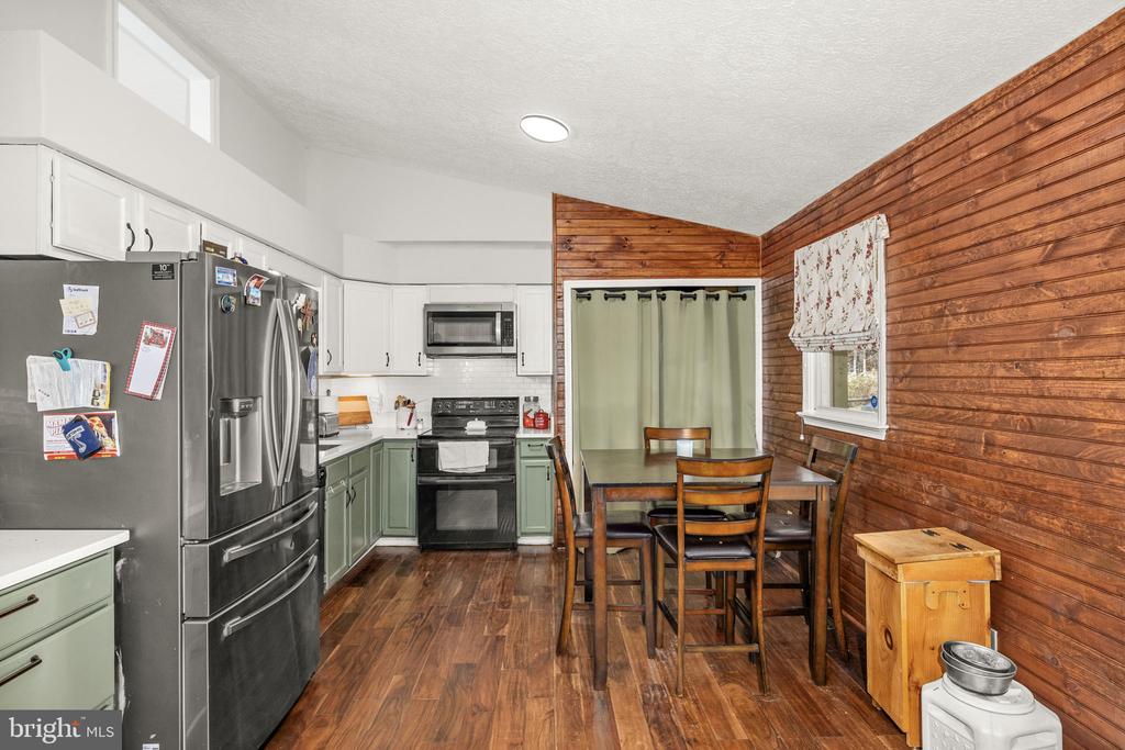 13410 WILDERNESS PARK DR, SPOTSYLVANIA, Virginia 22551, 3 Bedrooms Bedrooms, ,2 BathroomsBathrooms,Residential,13410 WILDERNESS PARK DR,VASP2041176 MLS # VASP2041176