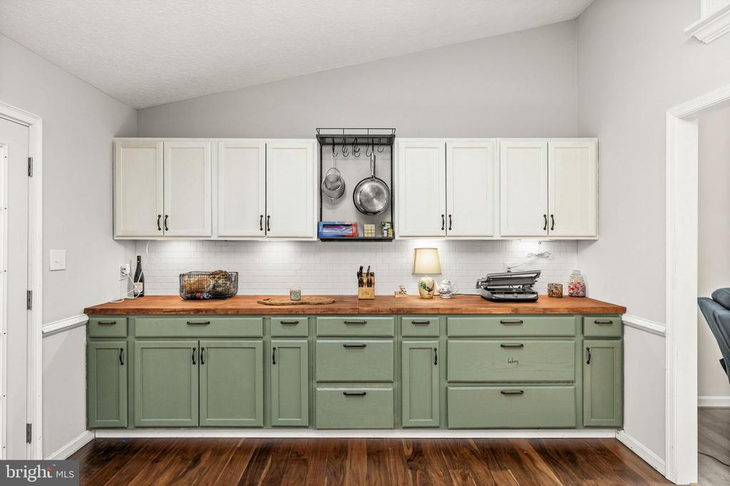 13410 WILDERNESS PARK DR, SPOTSYLVANIA, Virginia 22551, 3 Bedrooms Bedrooms, ,2 BathroomsBathrooms,Residential,13410 WILDERNESS PARK DR,VASP2041176 MLS # VASP2041176