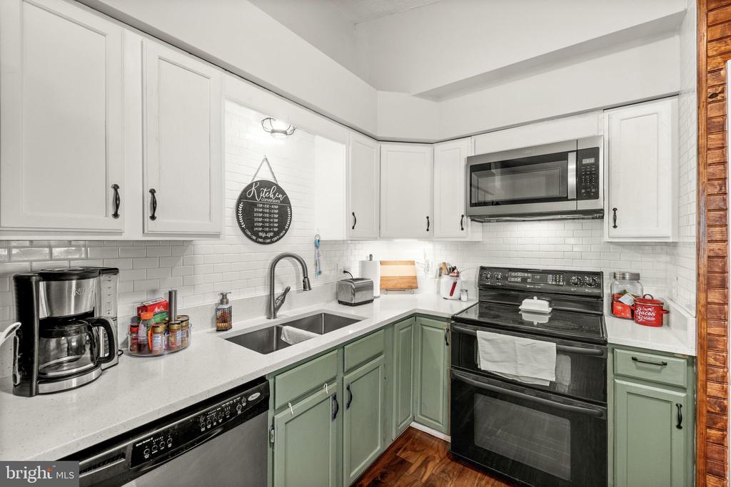 13410 WILDERNESS PARK DR, SPOTSYLVANIA, Virginia 22551, 3 Bedrooms Bedrooms, ,2 BathroomsBathrooms,Residential,13410 WILDERNESS PARK DR,VASP2041176 MLS # VASP2041176