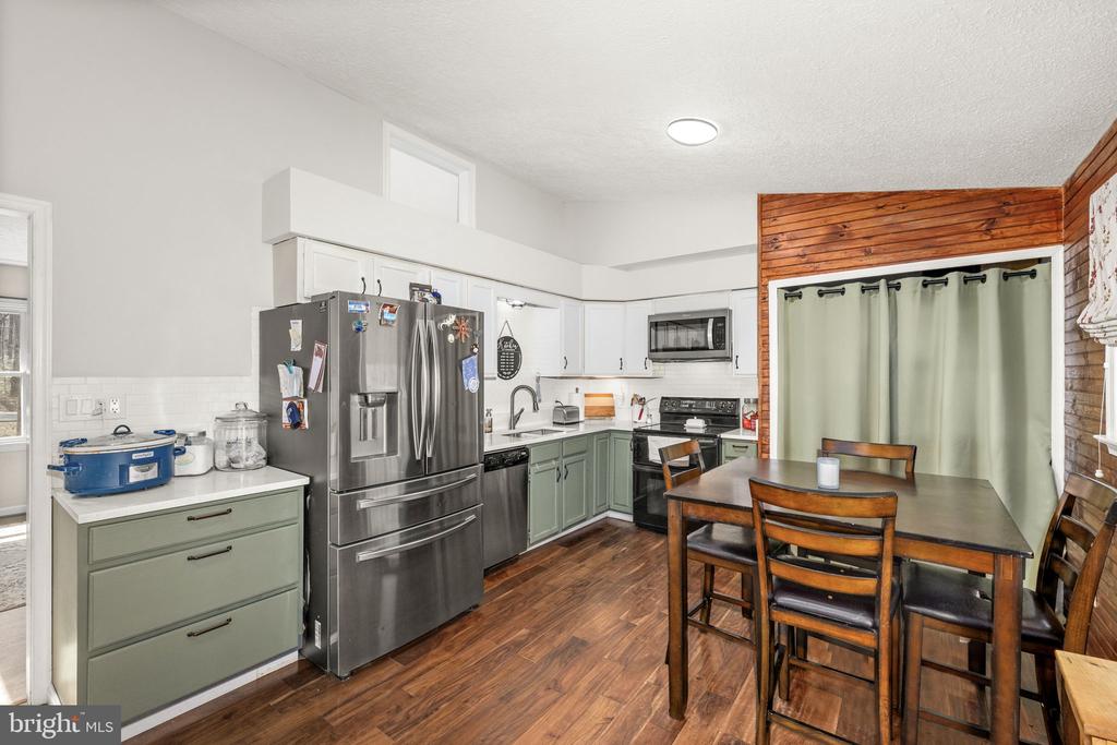 13410 WILDERNESS PARK DR, SPOTSYLVANIA, Virginia 22551, 3 Bedrooms Bedrooms, ,2 BathroomsBathrooms,Residential,13410 WILDERNESS PARK DR,VASP2041176 MLS # VASP2041176