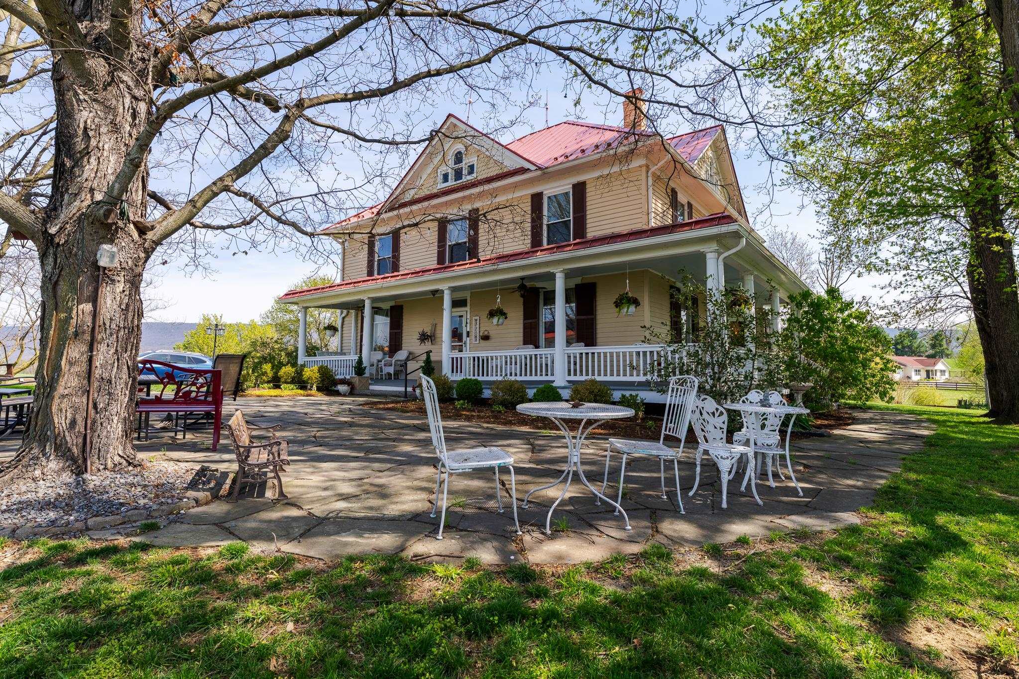 235 FAIRVIEW CHURCH RD, TIMBERVILLE, Virginia 22853, 3 Bedrooms Bedrooms, ,2 BathroomsBathrooms,Residential,Barrington Farm,235 FAIRVIEW CHURCH RD,675689 MLS # 675689