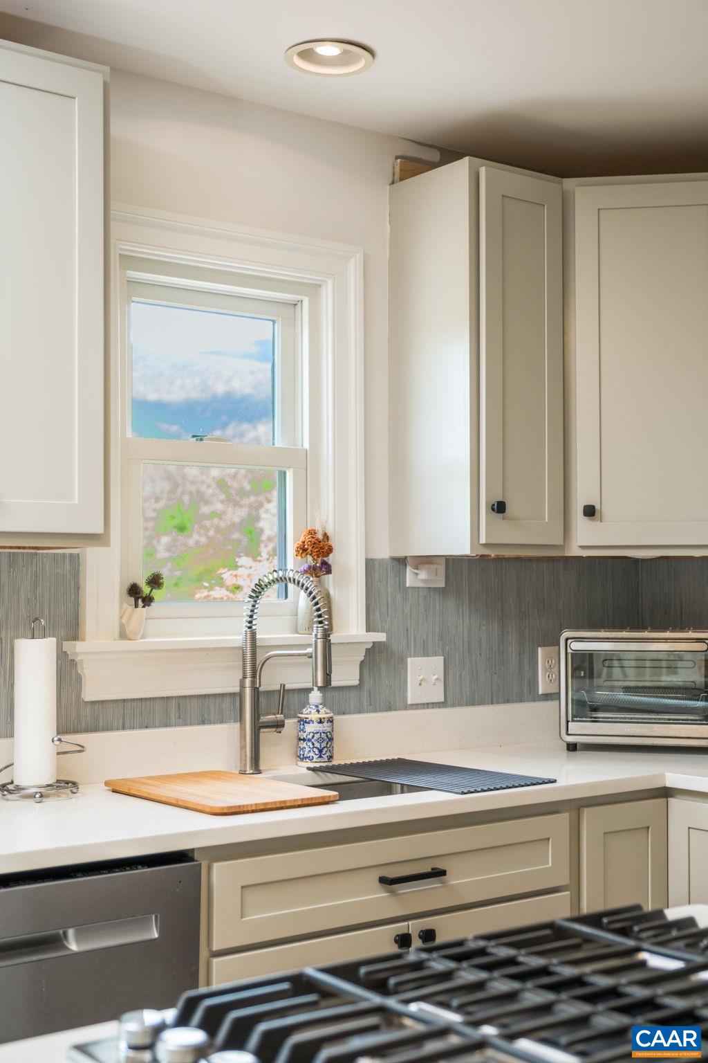 164 SUNNYSIDE LN, AFTON, Virginia 22920, 4 Bedrooms Bedrooms, ,3 BathroomsBathrooms,Residential,164 SUNNYSIDE LN,676042 MLS # 676042