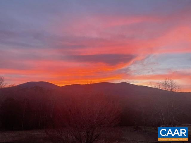 164 SUNNYSIDE LN, AFTON, Virginia 22920, 4 Bedrooms Bedrooms, ,3 BathroomsBathrooms,Residential,164 SUNNYSIDE LN,676042 MLS # 676042