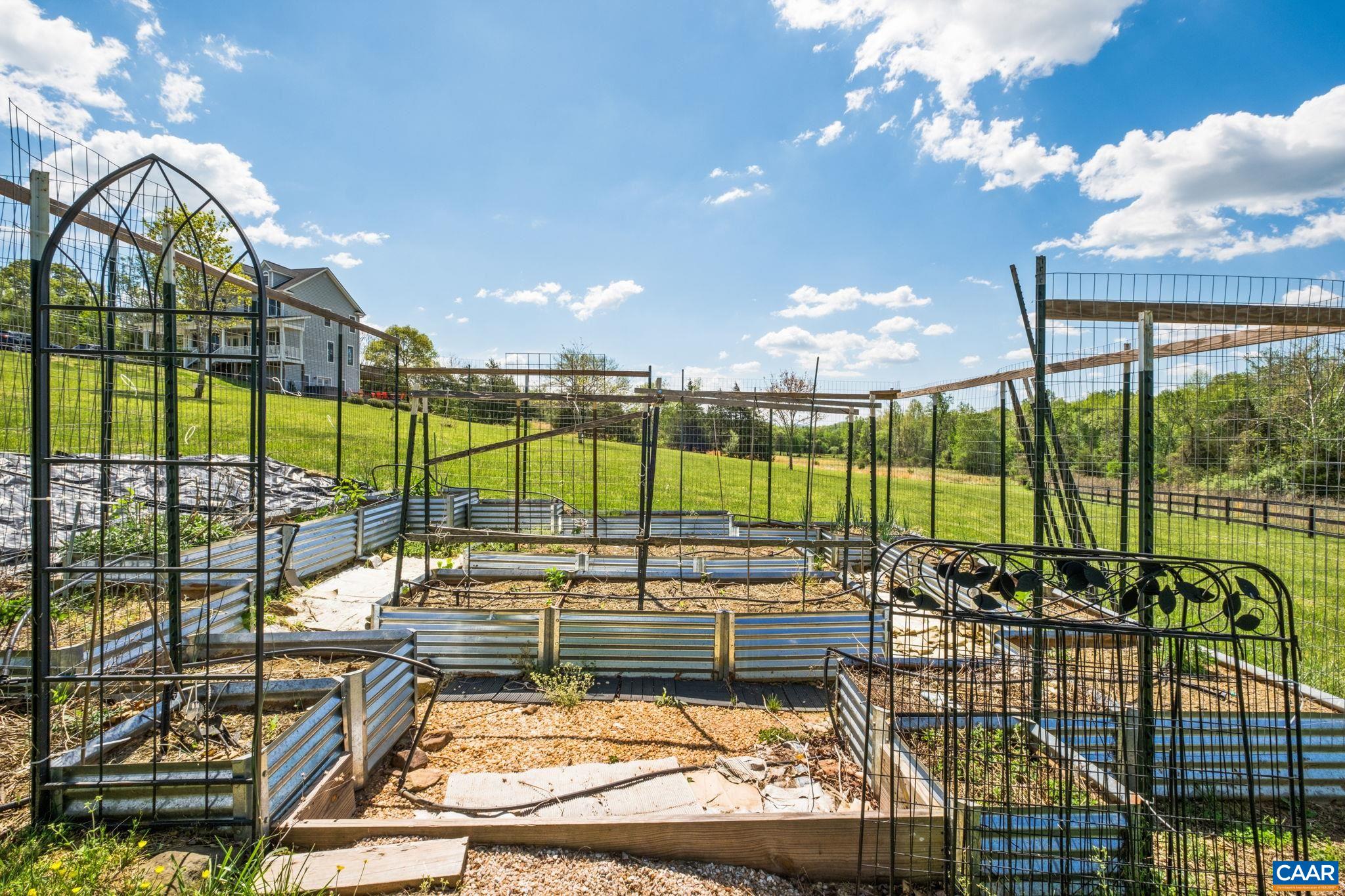 164 SUNNYSIDE LN, AFTON, Virginia 22920, 4 Bedrooms Bedrooms, ,3 BathroomsBathrooms,Residential,164 SUNNYSIDE LN,676042 MLS # 676042