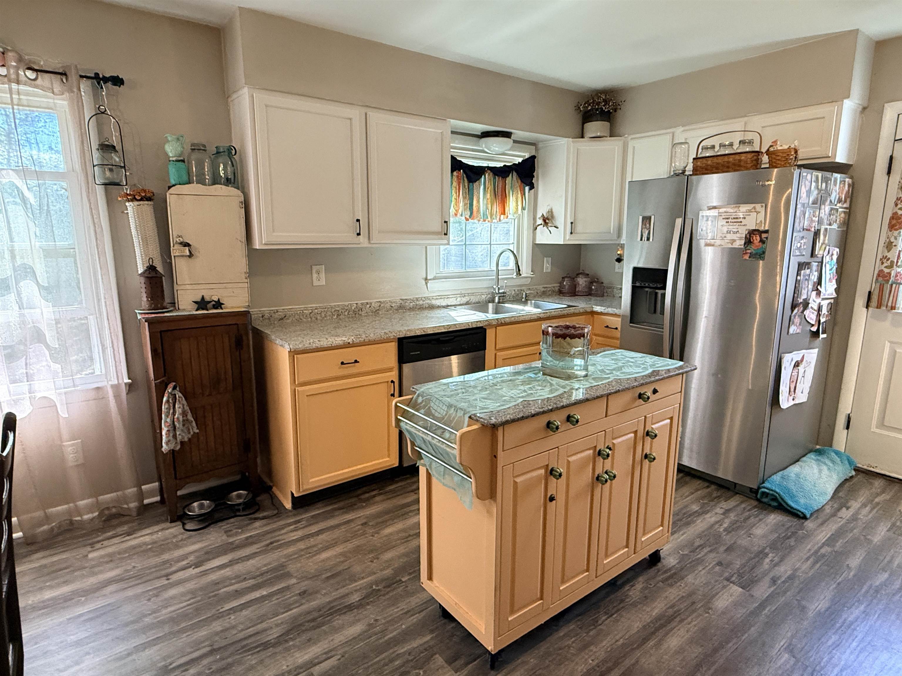 45 MERCER CIR, GROTTOES, Virginia 24441, 3 Bedrooms Bedrooms, ,1 BathroomBathrooms,Residential,45 MERCER CIR,676099 MLS # 676099